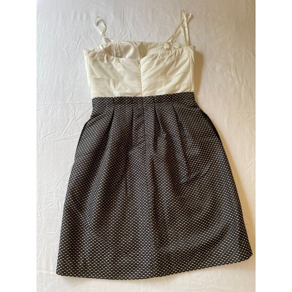 Max And Cleo Women's Dress Size 2 Ivory & Black Sleeveless Polyester/Rayon Blend - Picture 2 of 8